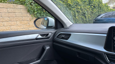 Volkswagen T-Roc 1.0 TSI Life 5dr Petrol Hatchback